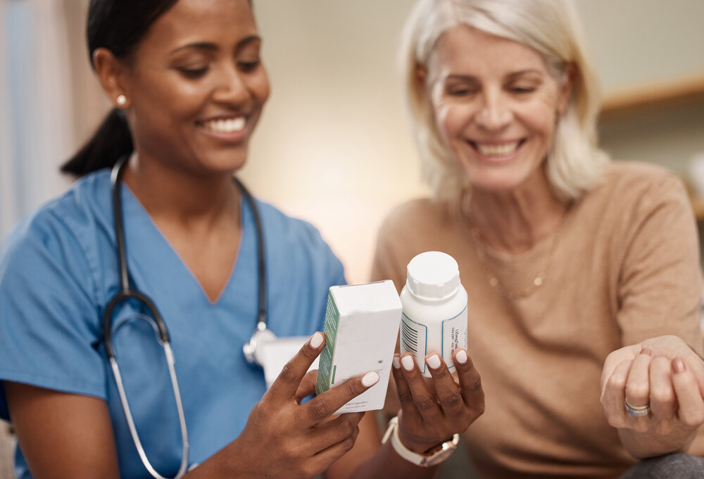 Physician-guided medically assisted weight loss consultation with a patient